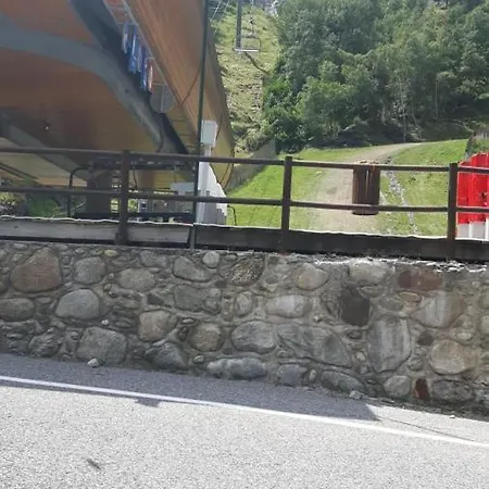 Apartment Comfortable With Mountain View In 40 M² + Storage Arinsal